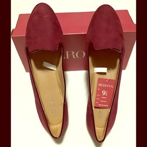 Comfortable Merona Flats Burgundy